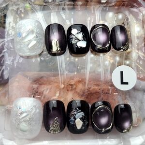 White Pearl & Cateye Press-On Nail Set